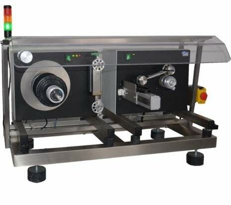 Compact respooler of the ED class with high-precision length measurement for the production of coils.