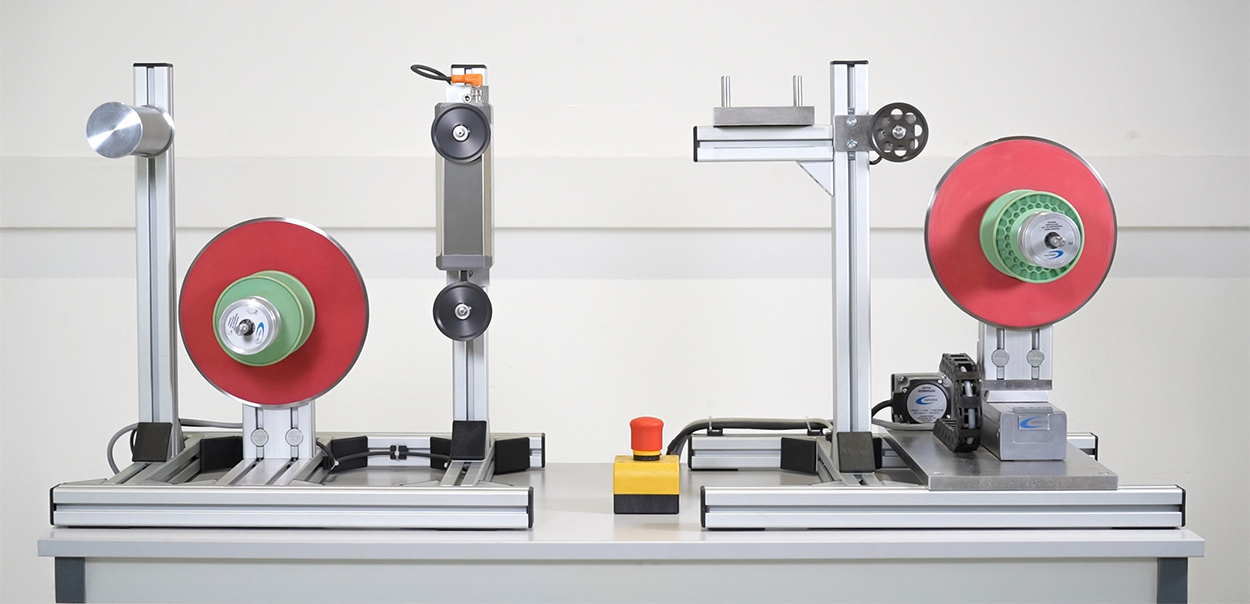 Rewinder Rewinding machine for labels, paper, optical fiber and wire.