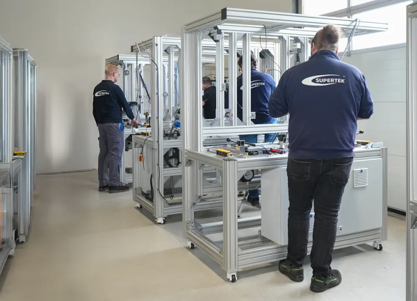 Serienproduktion Serienproduktion von Sondermaschinen bei Supertek GmbH