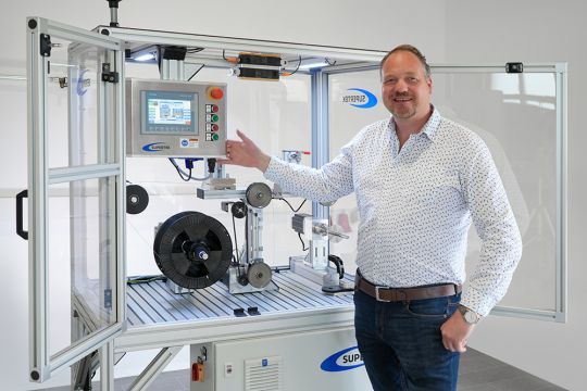Schweißdraht-Umspulmaschine von Supertek für präzises Drahtwickeln